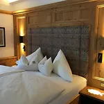 Alpin Garni Eder - Private Living Отель 3*