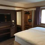 Alpin Garni Eder - Private Living