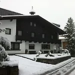 Alpin Garni Eder - Private Living