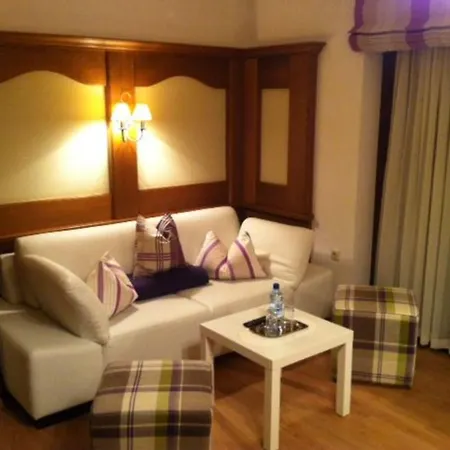 Hotel Alpin Hotel Garni Eder - Private Living Mayrhofen