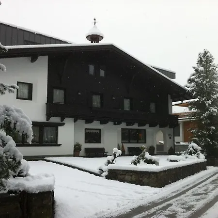 Alpin Garni Eder - Private Living