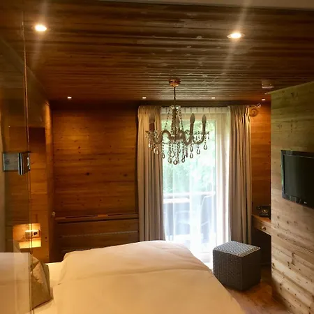 Hotell Alpin Garni Eder - Private Living 3*