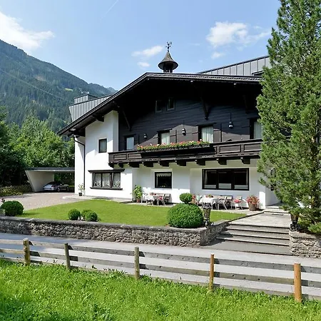 Alpin Garni Eder - Private Living マイヤーホーフェン